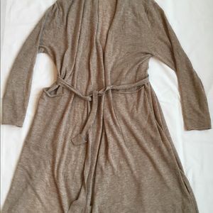 MM.LaFleur Cashmere Robe in Toast, Size S